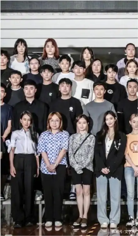 娱乐圈劣迹艺人名单_娱乐圈垃圾_郑爽代孕弃养事件