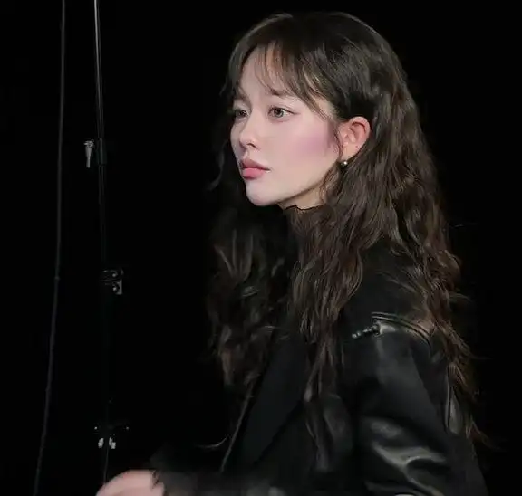 韩剧整容女明星_郑知苏外貌变化_韩娱圈外貌争议