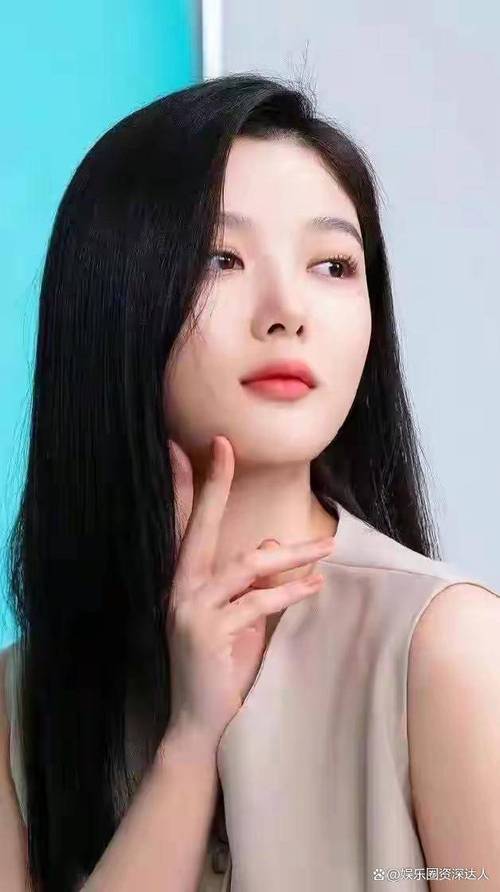 韩国巨蟹座女星：温柔实力派正当红