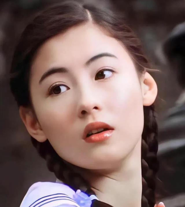 艳照门事件详细情况_娱乐圈性丑闻事件_女明星被污